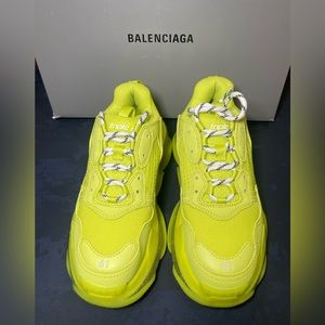 Balenciaga Triple S Clear Sole Low Top Sneakers
Fluorescent Yellow Leather
